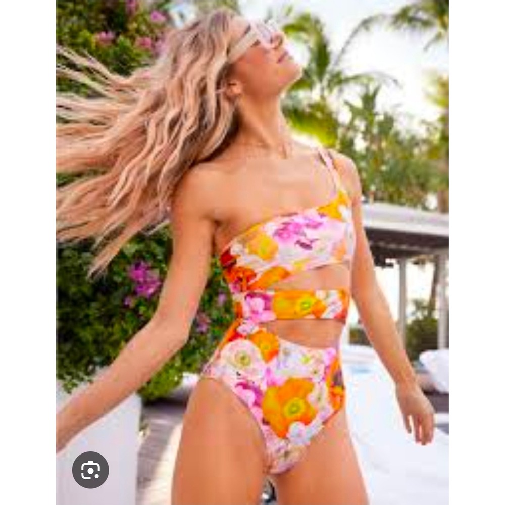 Nwt Aerie Real Good Floral One Shoulder Cut Out One piece Swimsuit Orange XS
